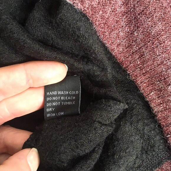 Women's Wool Blend Sweater Black Maroon Semi Sheer Size Xtra Small - Picture 7 of 8